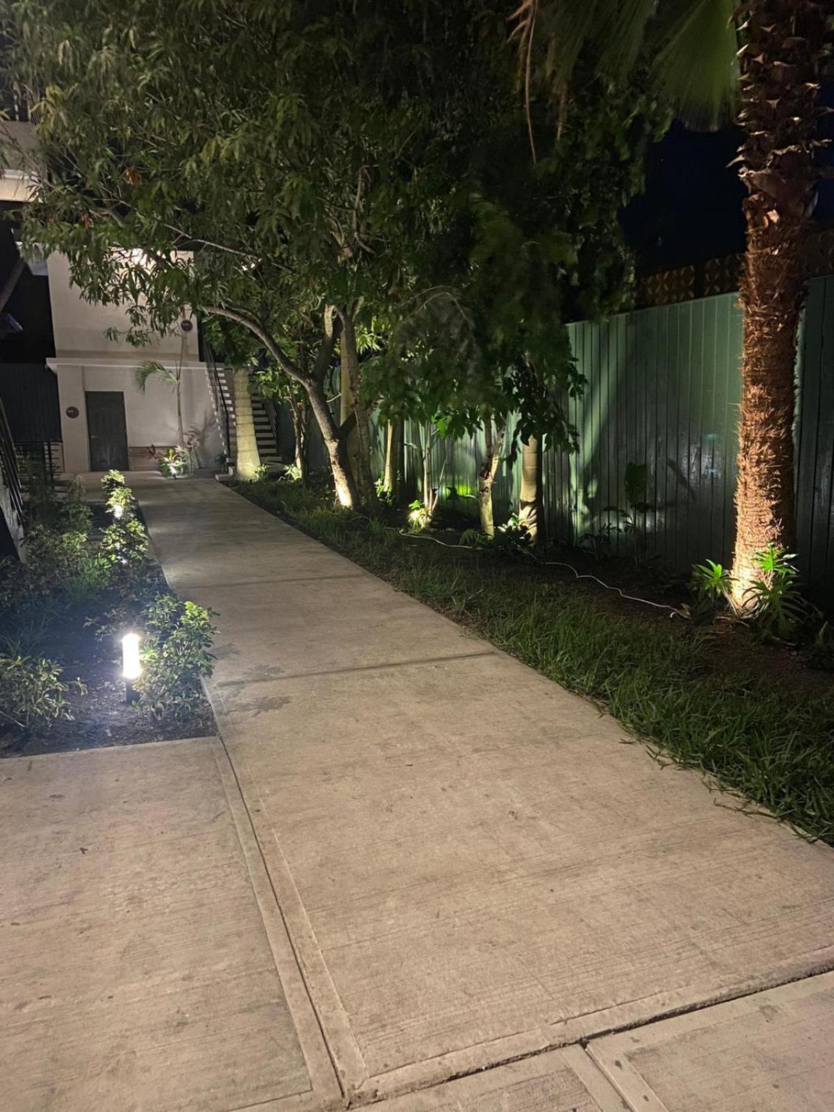 The Palms Villa Belize City Exterior photo